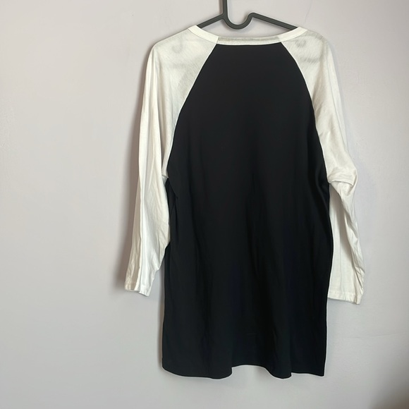 SELENA GOMEZ 2016 Revival Tour Raglan Baseball Jersey T-shirt size XL - Picture 9 of 12